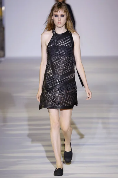Look 11